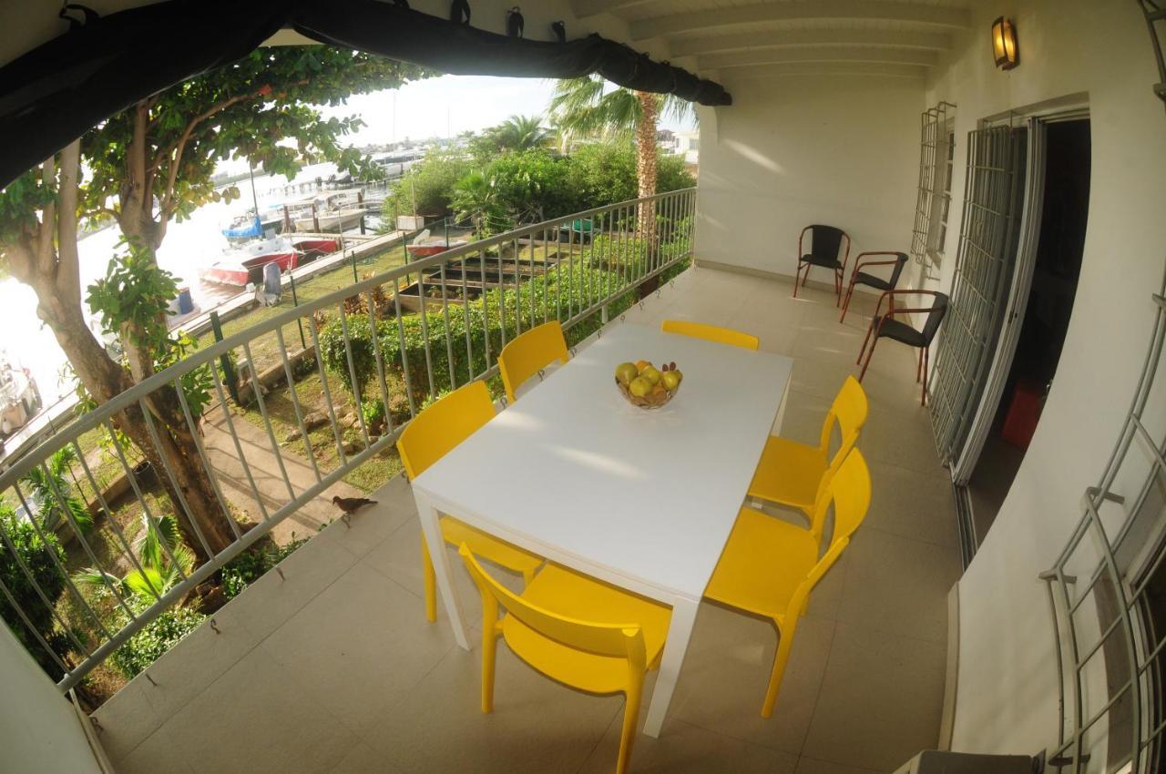 Lagoon Marina Apartments Koolbaai Luaran gambar