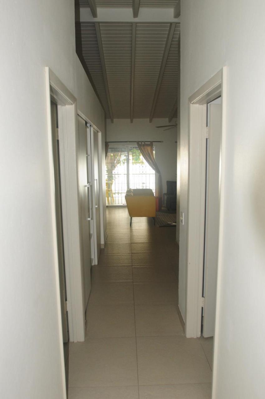 Lagoon Marina Apartments Koolbaai Luaran gambar